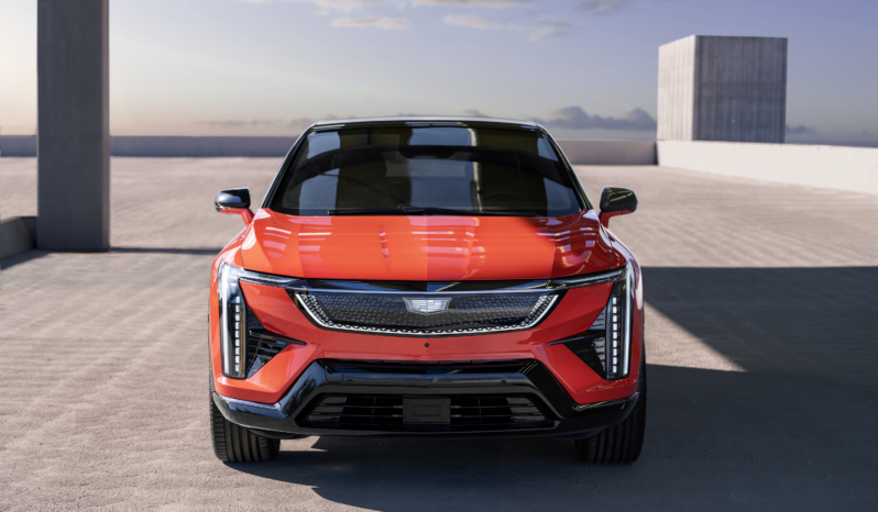 
								Cadillac OPTIQ AWD full									