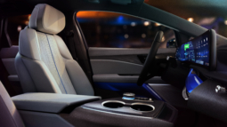 
										Cadillac OPTIQ AWD full									