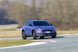 Abarth 600e Competizione