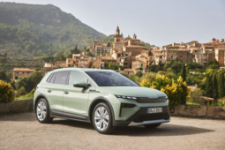 
										Škoda Elroq 60 full									