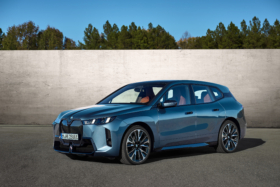 BMW iX xDrive60