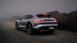 Porsche Taycan 4 Cross Turismo