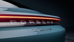 
										Porsche Taycan 4S full									