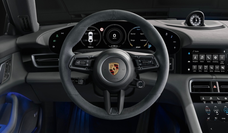 
								Porsche Taycan 4S full									