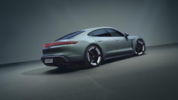 
										Porsche Taycan 4 full									