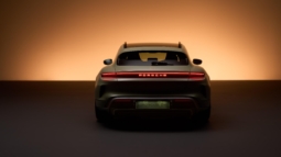 
										Porsche Taycan Turbo Sport Turismo full									