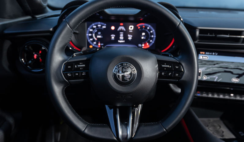 
								Alfa Romeo Junior Elettrica 156 full									