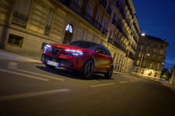
										Alfa Romeo Junior Elettrica 156 full									