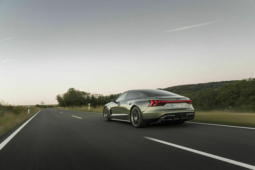 
										Audi RS e-tron GT performance full									