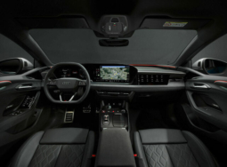 
										Audi S6 Sportback e-tron full									