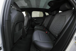 
										Audi A6 Sportback e-tron performance full									