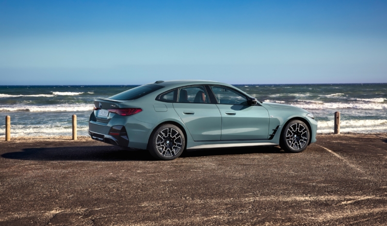 
								BMW i4 M60 xDrive Gran Coupé full									