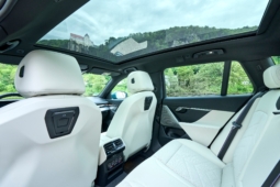 
										BMW i5 eDrive40 Touring full									