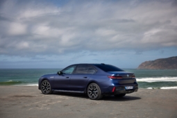 
										BMW i7 M70 xDrive Berline full									
