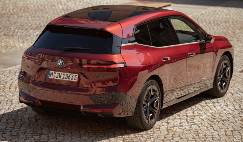 BMW iX M70 xDrive