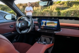 
										BMW iX3 50 xDrive full									