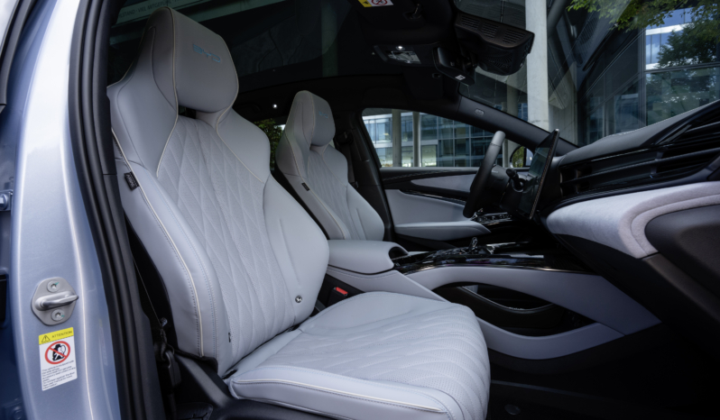 
								BYD SEAL Design RWD full									