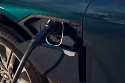 
										Cadillac LYRIQ AWD full									