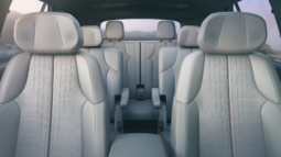 
										Cadillac VISTIQ AWD full									