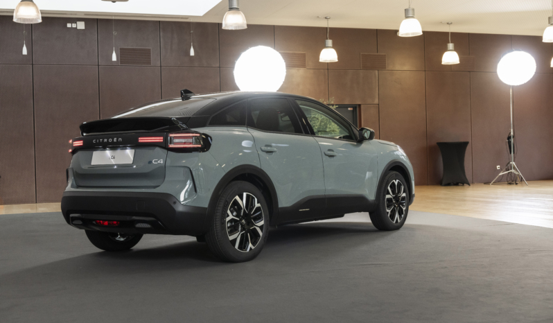 
								Citroën ë-C4 54 kWh full									