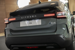 
										Citroën ë-C4 54 kWh full									