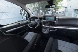 
										Citroën ë-SpaceTourer 50 kWh full									