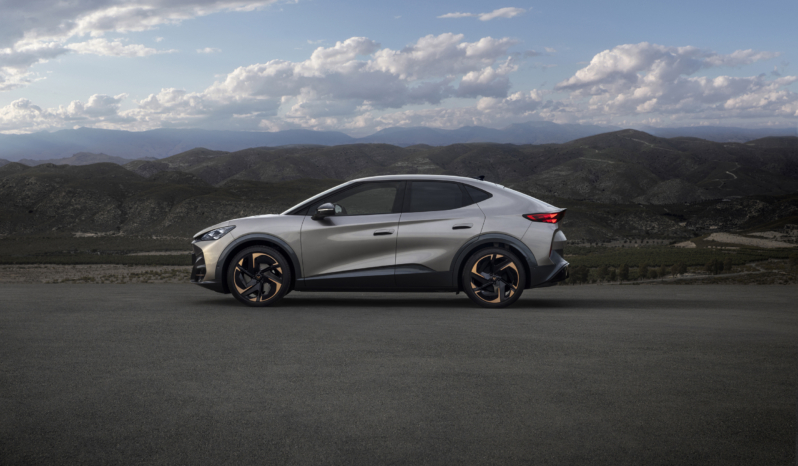 
								CUPRA Tavascan Endurance 77 kWh full									