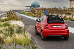 
										Fiat 500e 42 kWh full									