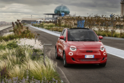 
										Fiat 500e 42 kWh full									