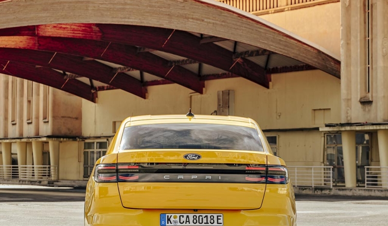 
								Ford Capri Extended Range AWD full									