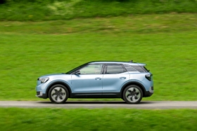 Ford Explorer Standard Range RWD