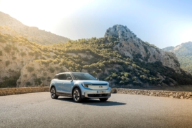 Ford Explorer Standard Range RWD