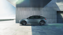 
										Genesis GV60 Luxury AWD full									