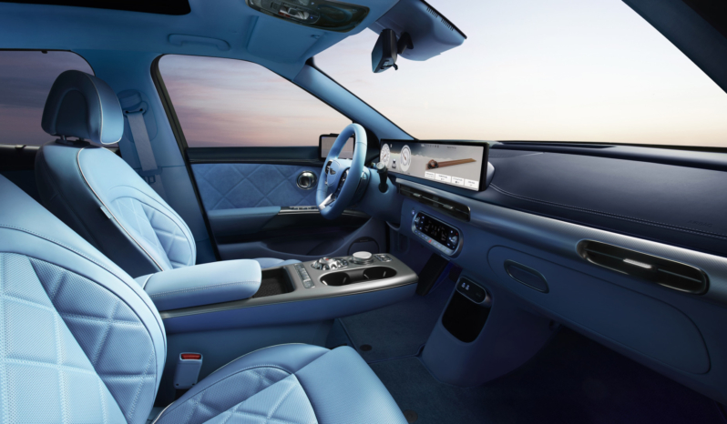 
								Genesis GV60 Luxury AWD full									