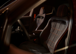 
										Genesis GV60 Magma AWD full									