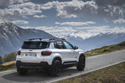 
										Jeep Avenger Electric full									