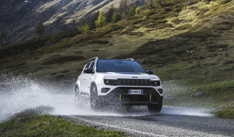 
								Jeep Avenger Electric full									