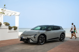 Kia EV4 AWD