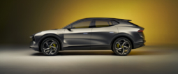 
										Lotus Eletre 900 full									