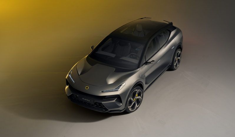 Lotus Eletre 900