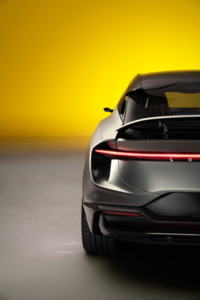 Lotus Eletre 600