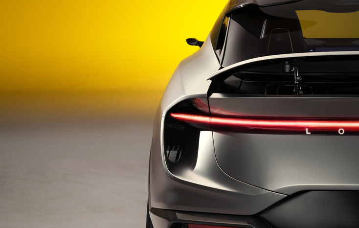 
								Lotus Eletre 900 full									