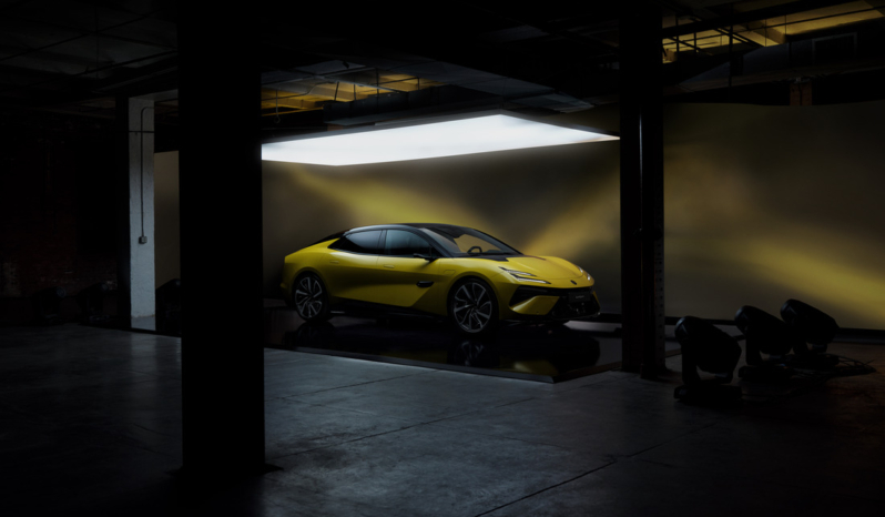 Lotus Emeya 900