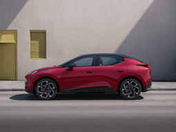 
										Lynk & Co 02 full									