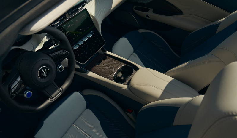 
								Maserati GranCabrio Folgore full									