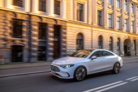 Mercedes-Benz CLA 350 4MATIC électrique