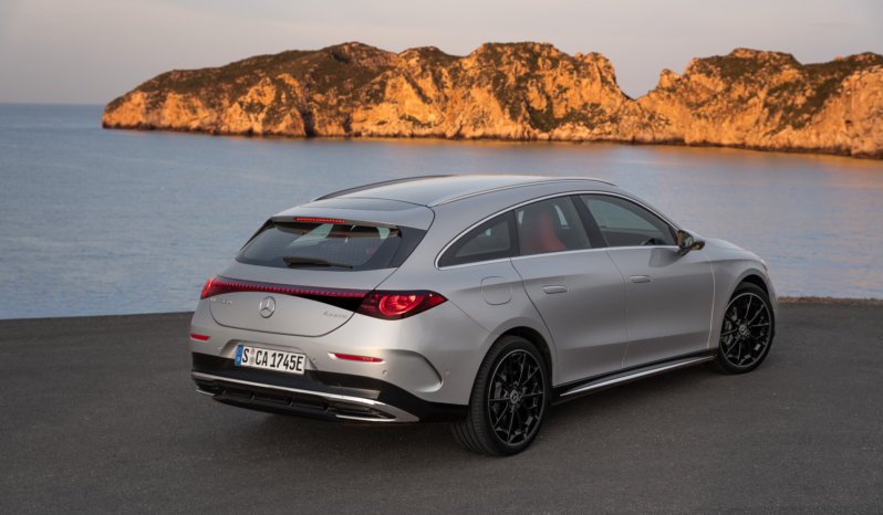 
								Mercedes-Benz CLA Shooting Brake 250 électrique full									