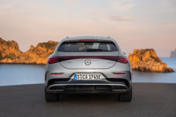 
										Mercedes-Benz CLA Shooting Brake 250 électrique full									