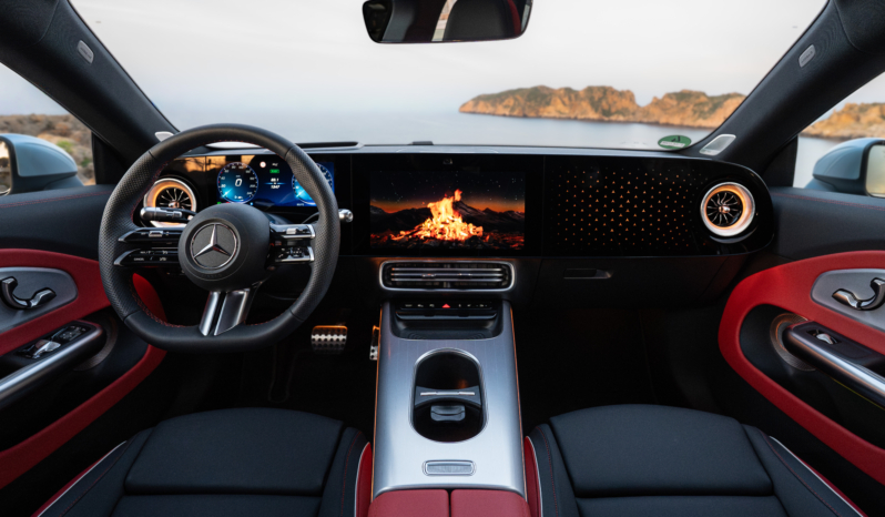 
								Mercedes-Benz CLA Shooting Brake 250 électrique full									