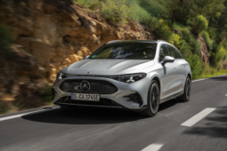
										Mercedes-Benz CLA Shooting Brake 250 électrique full									